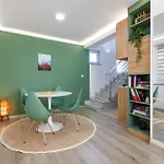 Modern House Near With Terrace & Free Parking Apartament Sarajewo