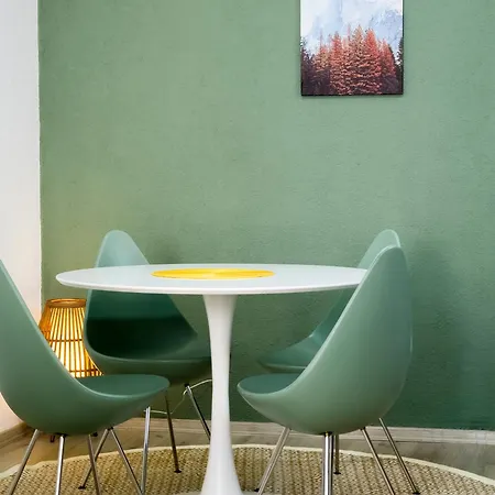 Cozy Modern House Retreat 아파트 사라예보