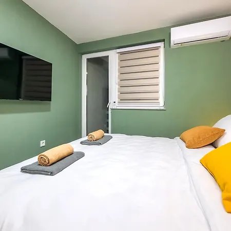 Cozy Modern Retreat Saraybosna