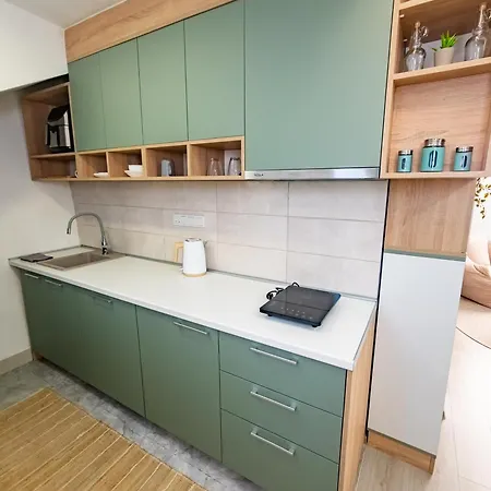 아파트 Cozy Modern House Retreat 사라예보
